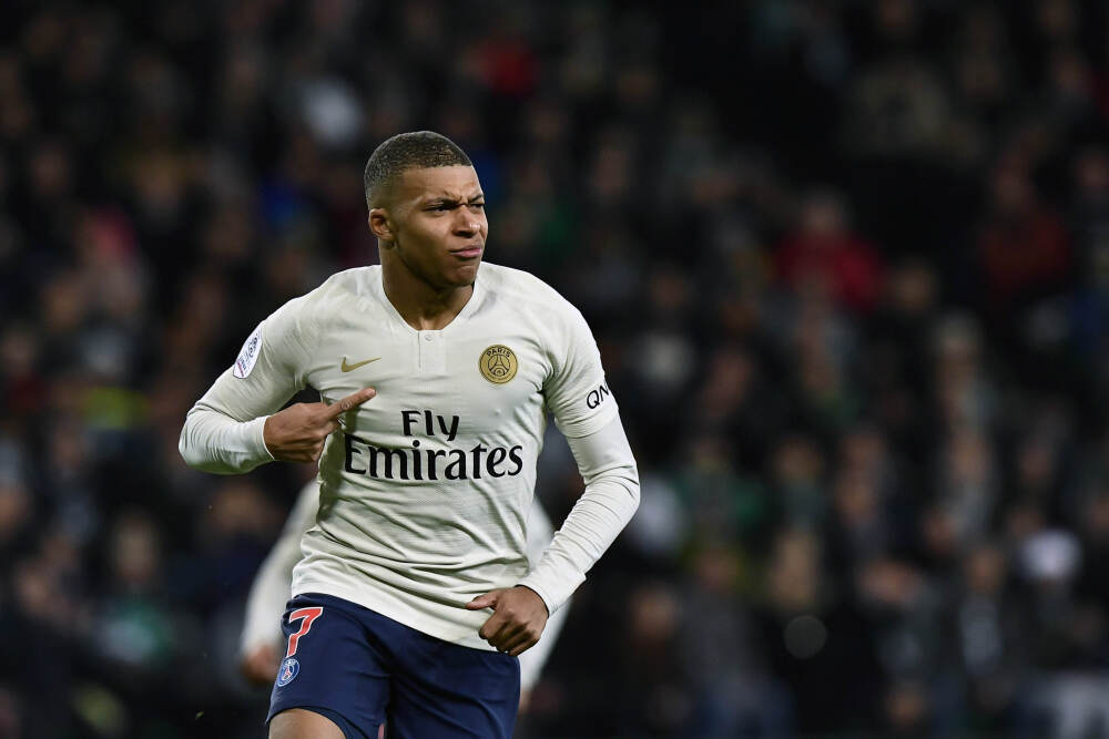 当之无愧子弹王 产量超千亿 伴随AK征战世界